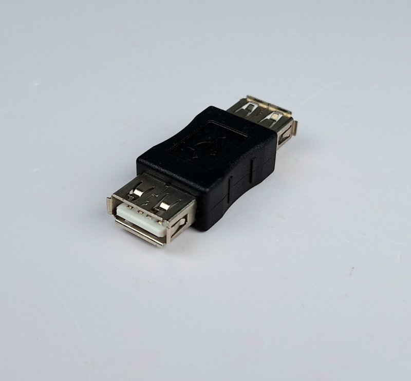 Соединитель гн. USB -гн.USB 